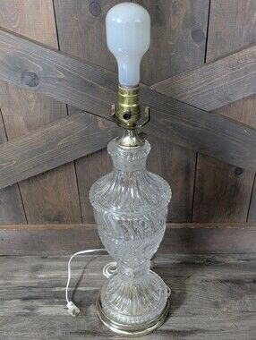 Vintage Clear Cut Glass Table Lamp